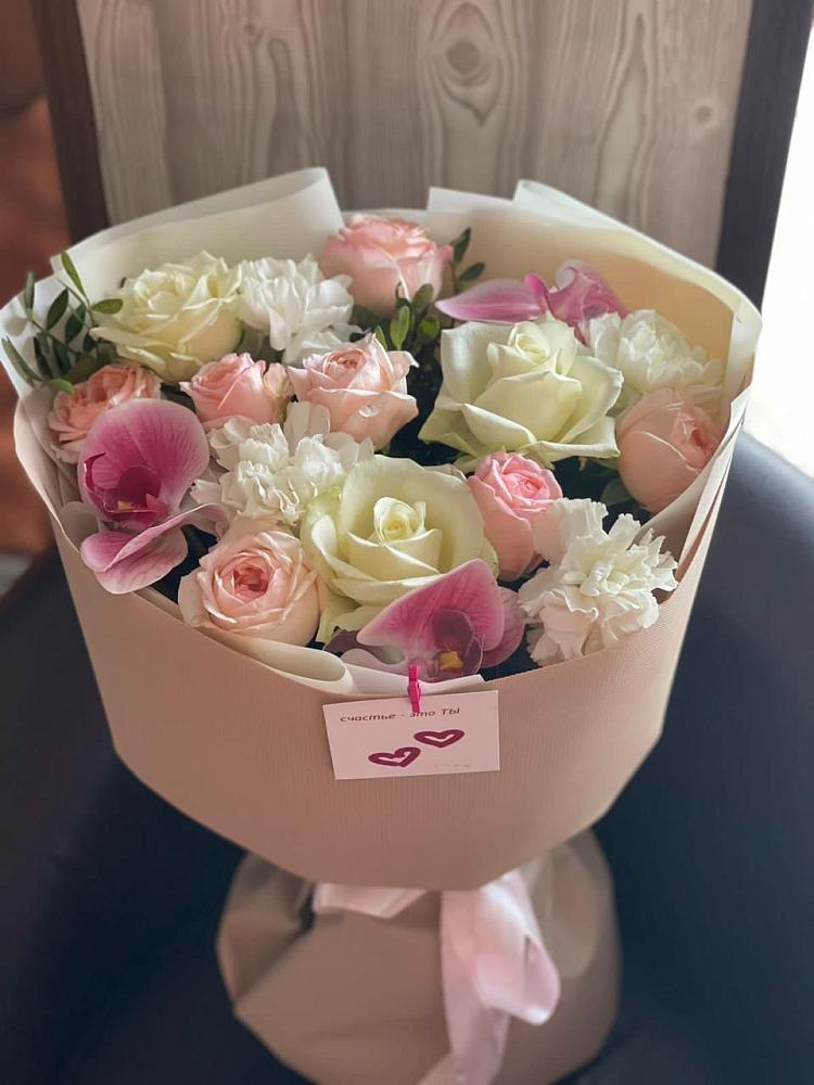 Букет цветов из: Орхидеи, Розы и Гвоздики в Русский Акташ