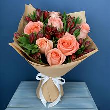 Букет цветов из:  Розы и Альстромерии в Русский Акташ