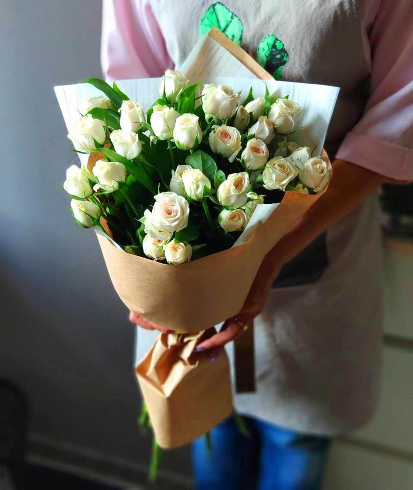 Букет цветов из: Розы в Русский Акташ