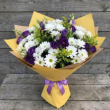Букет цветов из:  Ирисы, Хризантемы и Ромашки в Русский Акташ