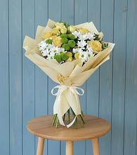 Букет цветов из:  Хризантемы и Розы в Русский Акташ