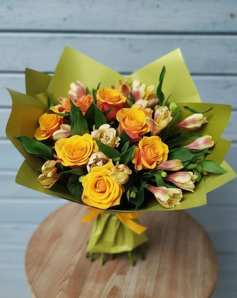 Букет цветов из: Альстромерии и Розы в Русский Акташ