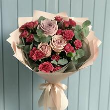 Букет цветов из:  Гвоздики и Розы в Русский Акташ