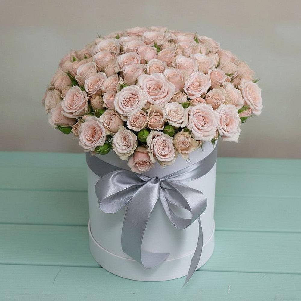 Цветочная композиция из Розы в шляпной коробке в Русский Акташ